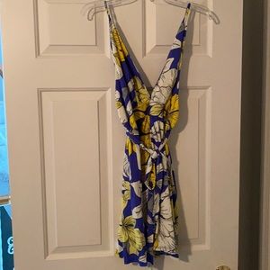 Mini flowered dress
